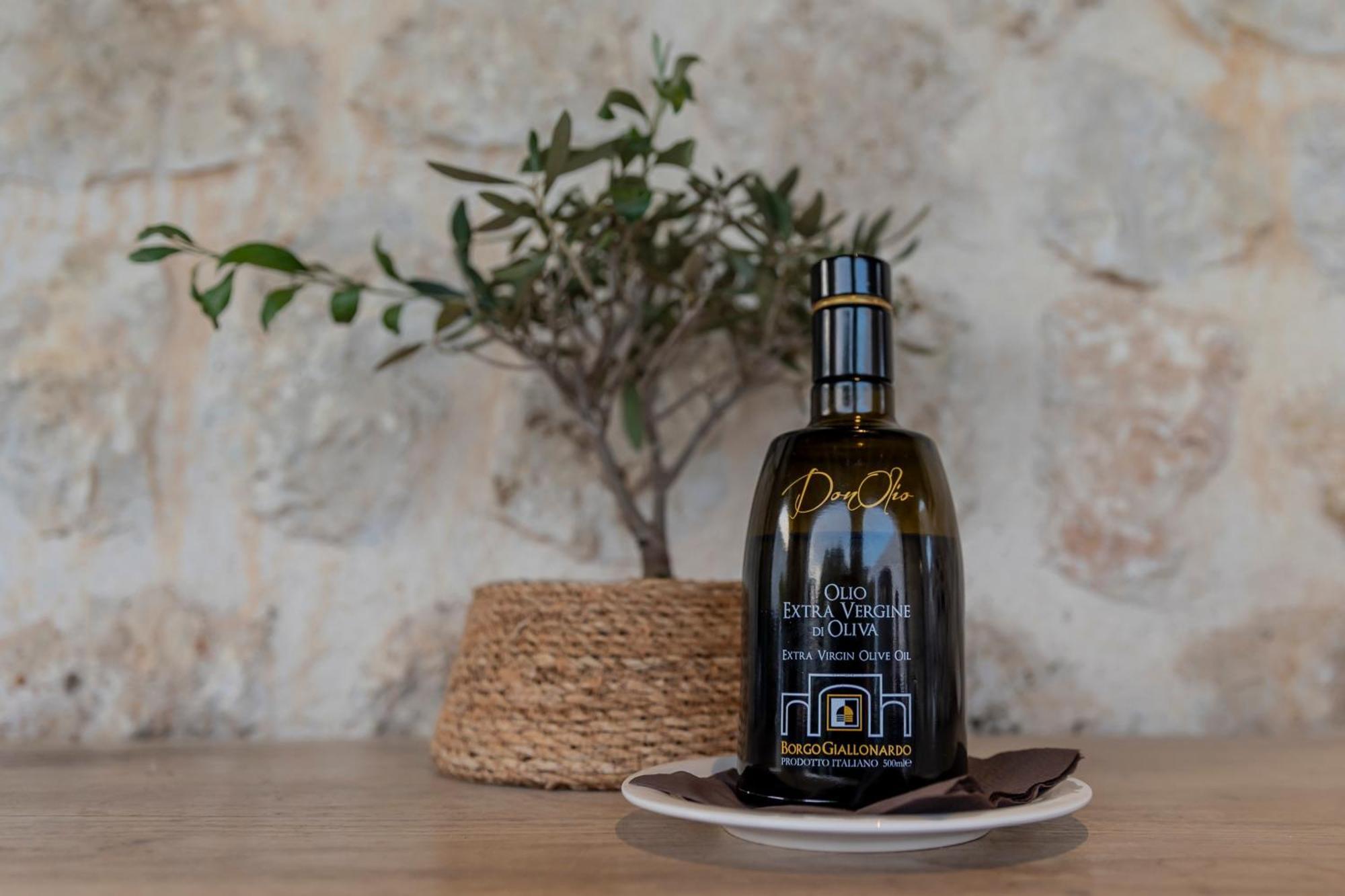 Borgo Giallonardo Wine Relais Realmonte Exteriör bild